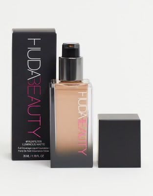 Huda Beauty Liquid Foundation