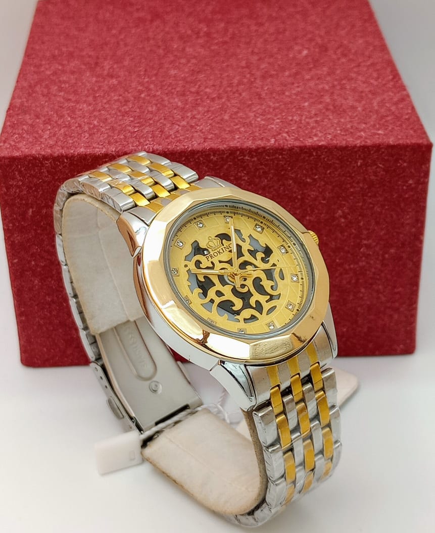 Ma1 Pro King Gents Silver Gold Wrist Watch | Stainless Steel Diamond Cut Quartz Watch For Boys & Mens (random Designs)